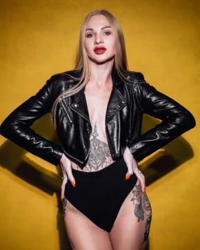 Stasia female escort introduction