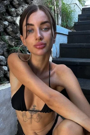 Polina elite escort meeting preview